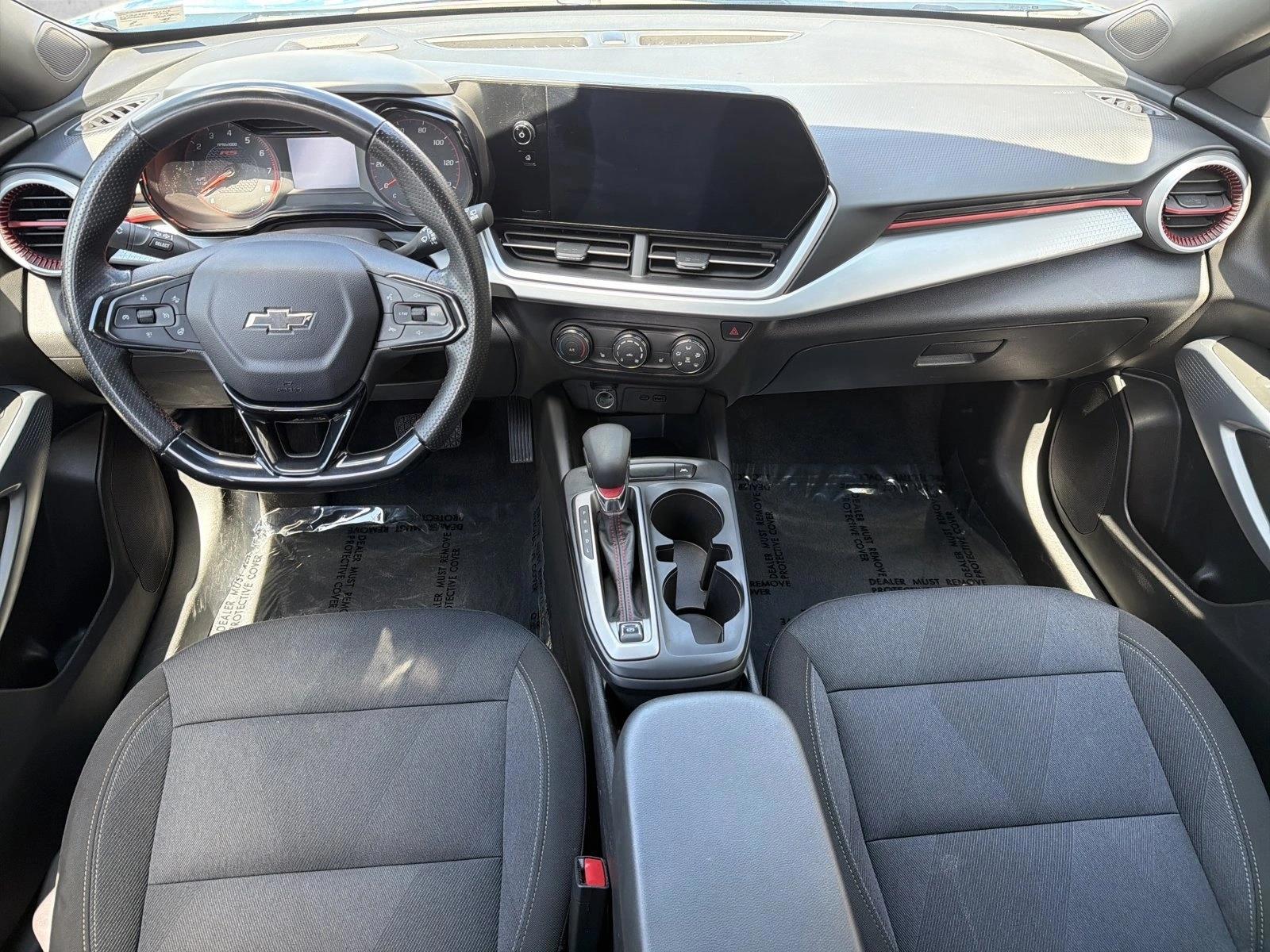 Thumbnail: 2024 Chevrolet Trax - 3