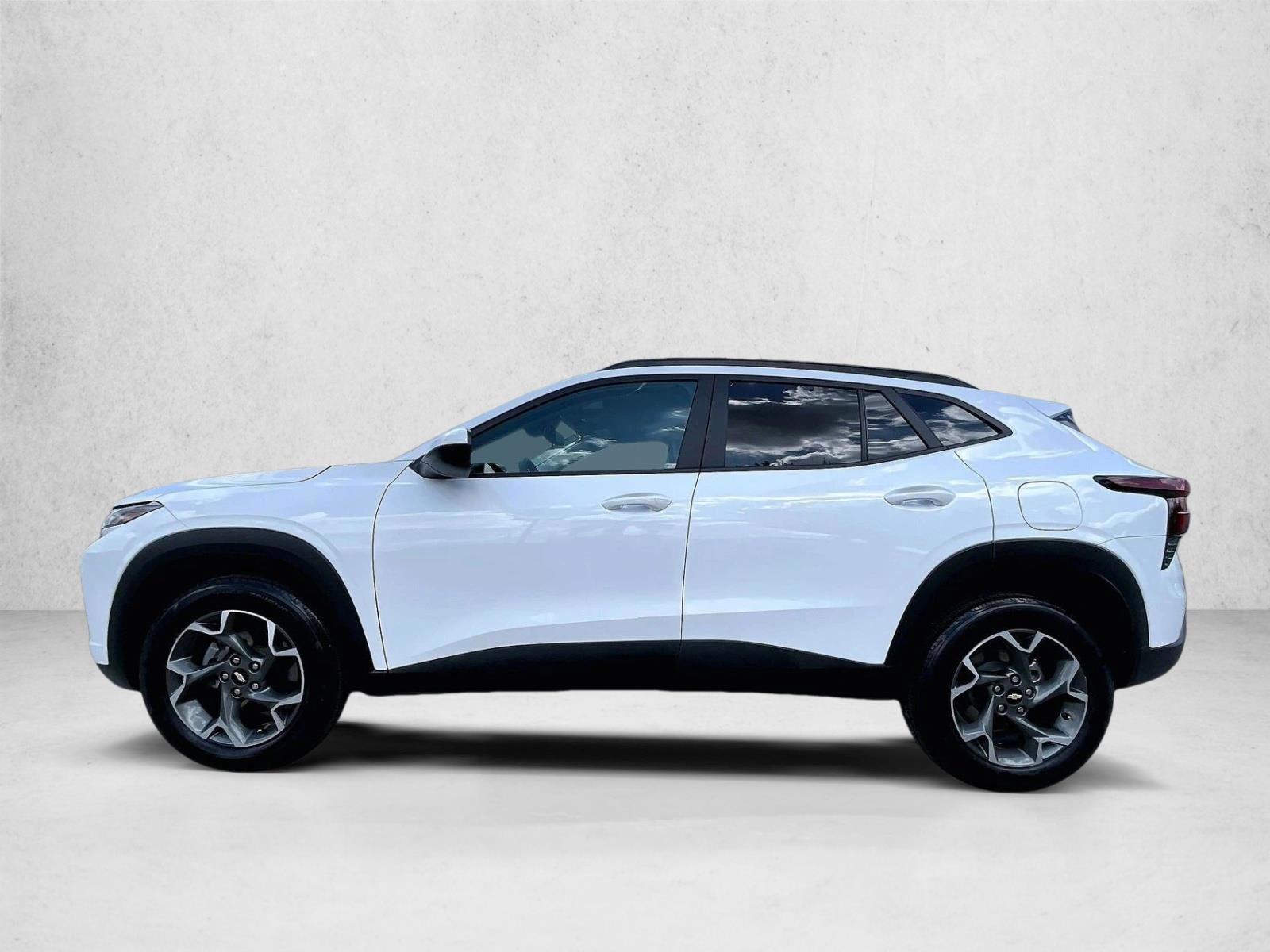 Thumbnail: 2025 Chevrolet Trax - 2