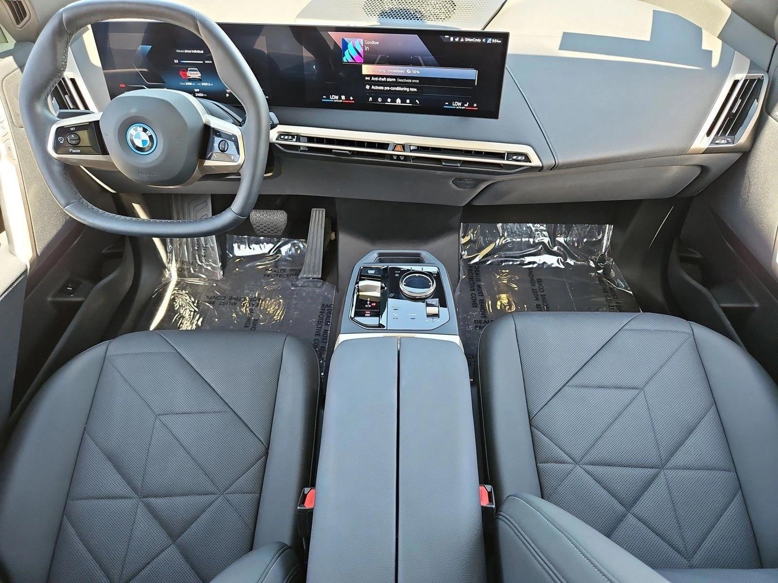 Thumbnail: 2024 BMW iX - 3