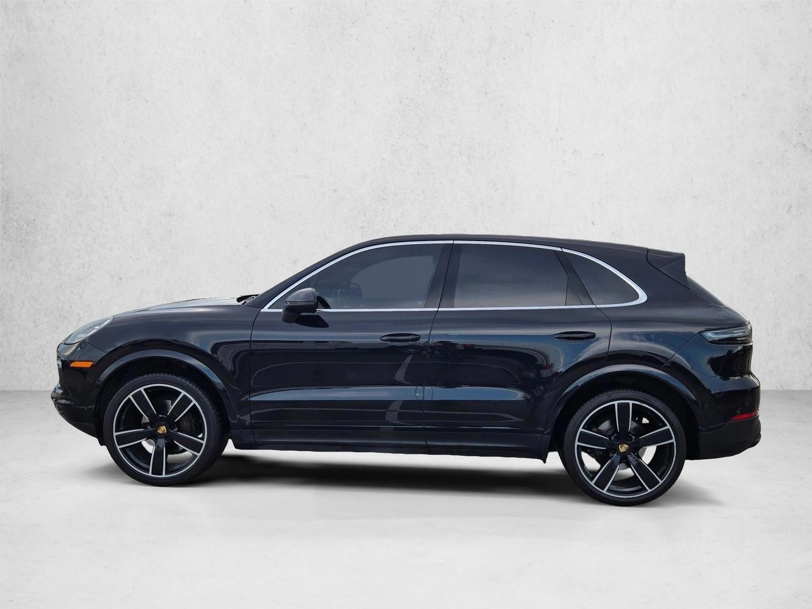 Thumbnail: 2019 Porsche Cayenne - 2