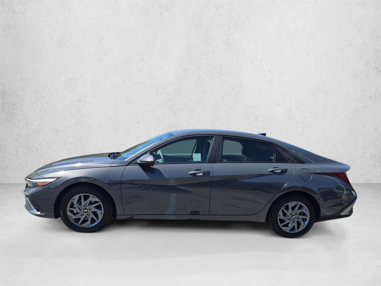 Thumbnail: 2024 Hyundai Elantra - 2
