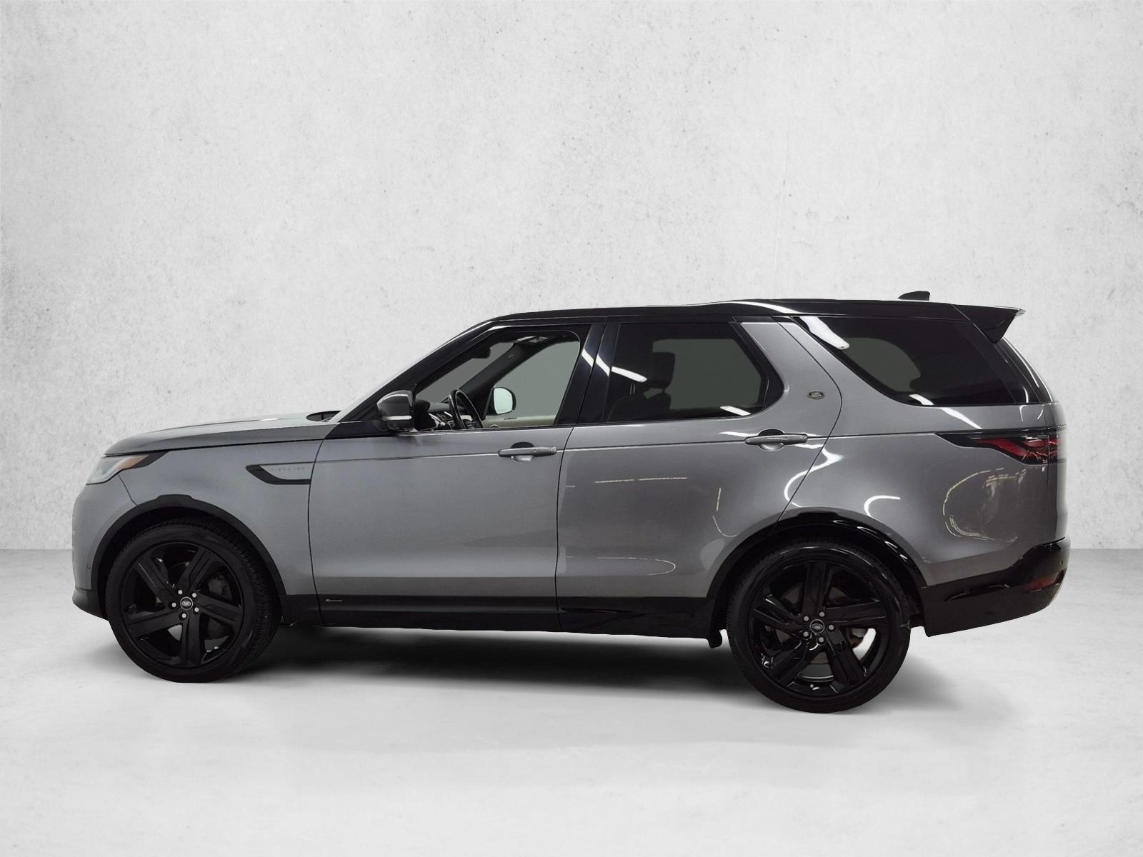 Thumbnail: 2022 Land Rover Discovery - 2
