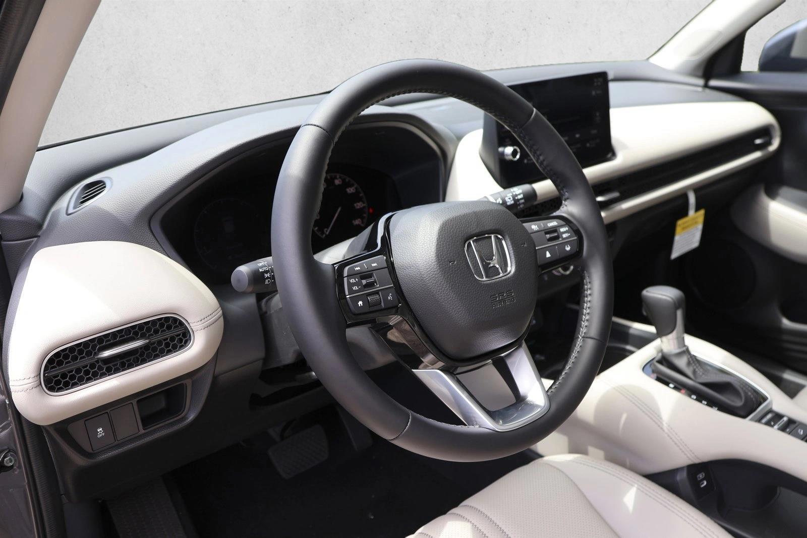 Thumbnail: 2027 Honda HR-V - 3