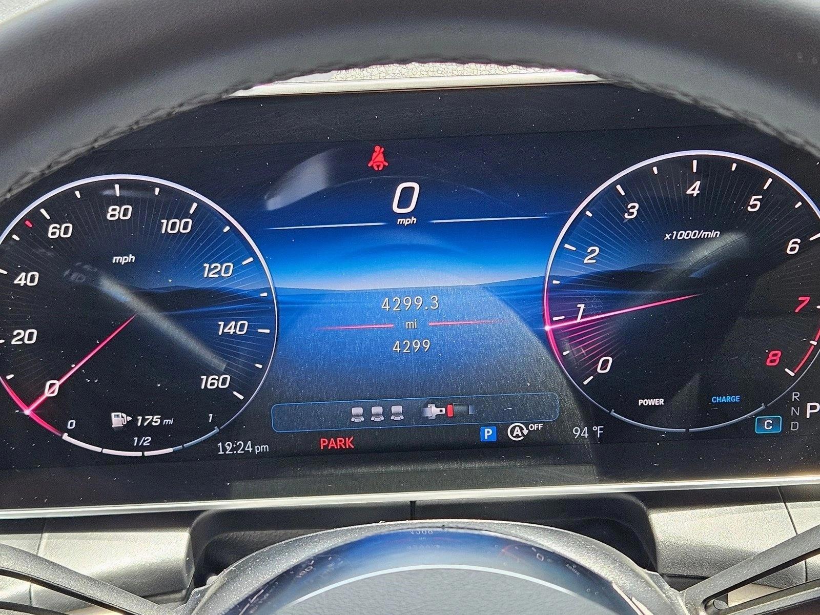 2026 Mercedes-Benz GLC Base - Photo 11