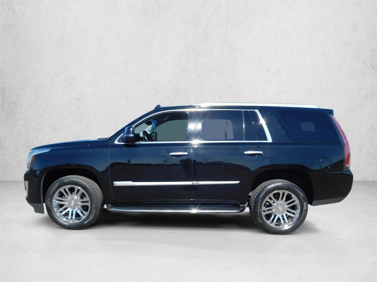 Thumbnail: 2020 Cadillac Escalade - 3
