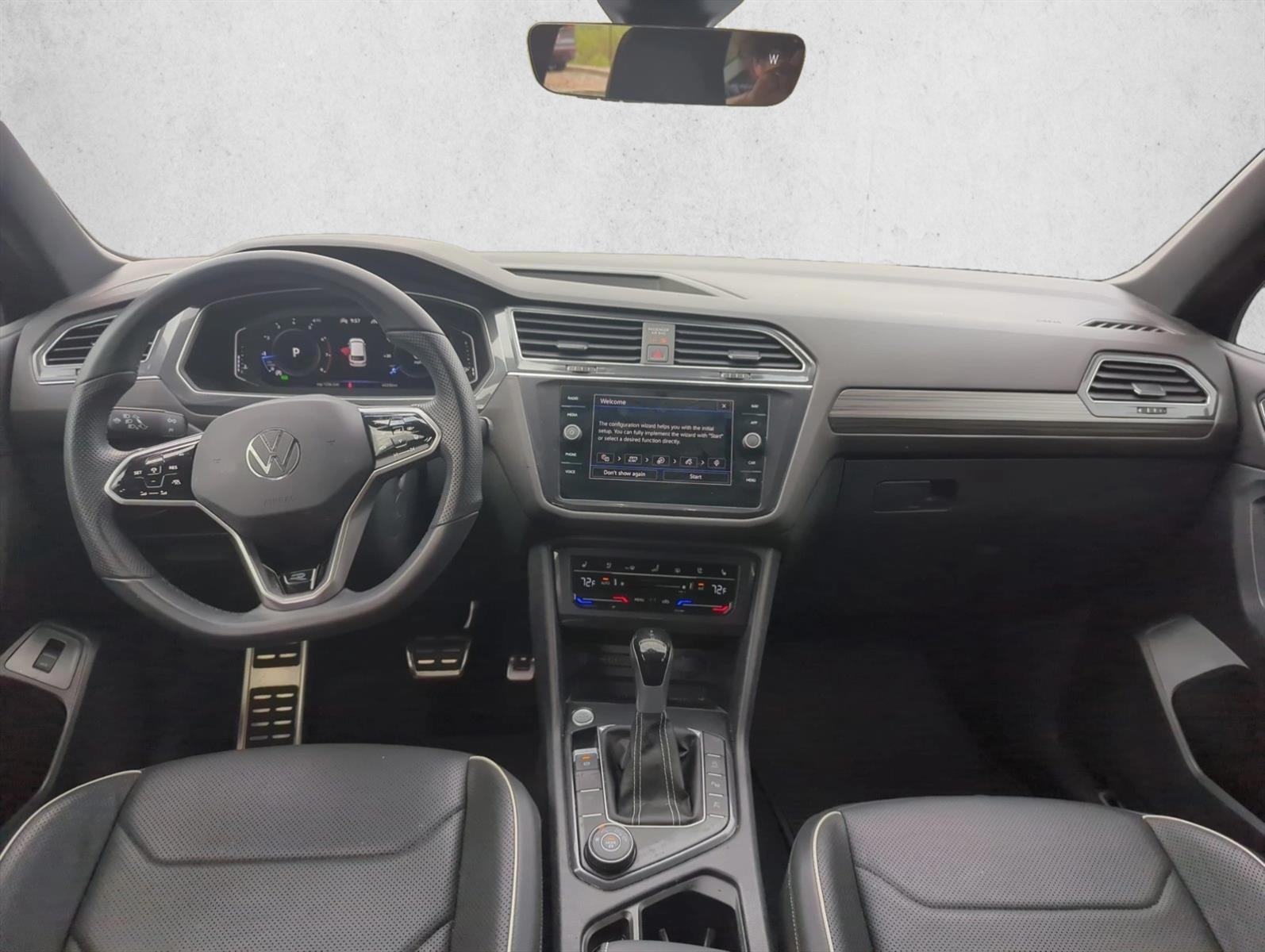 Thumbnail: 2022 Volkswagen Tiguan - 3