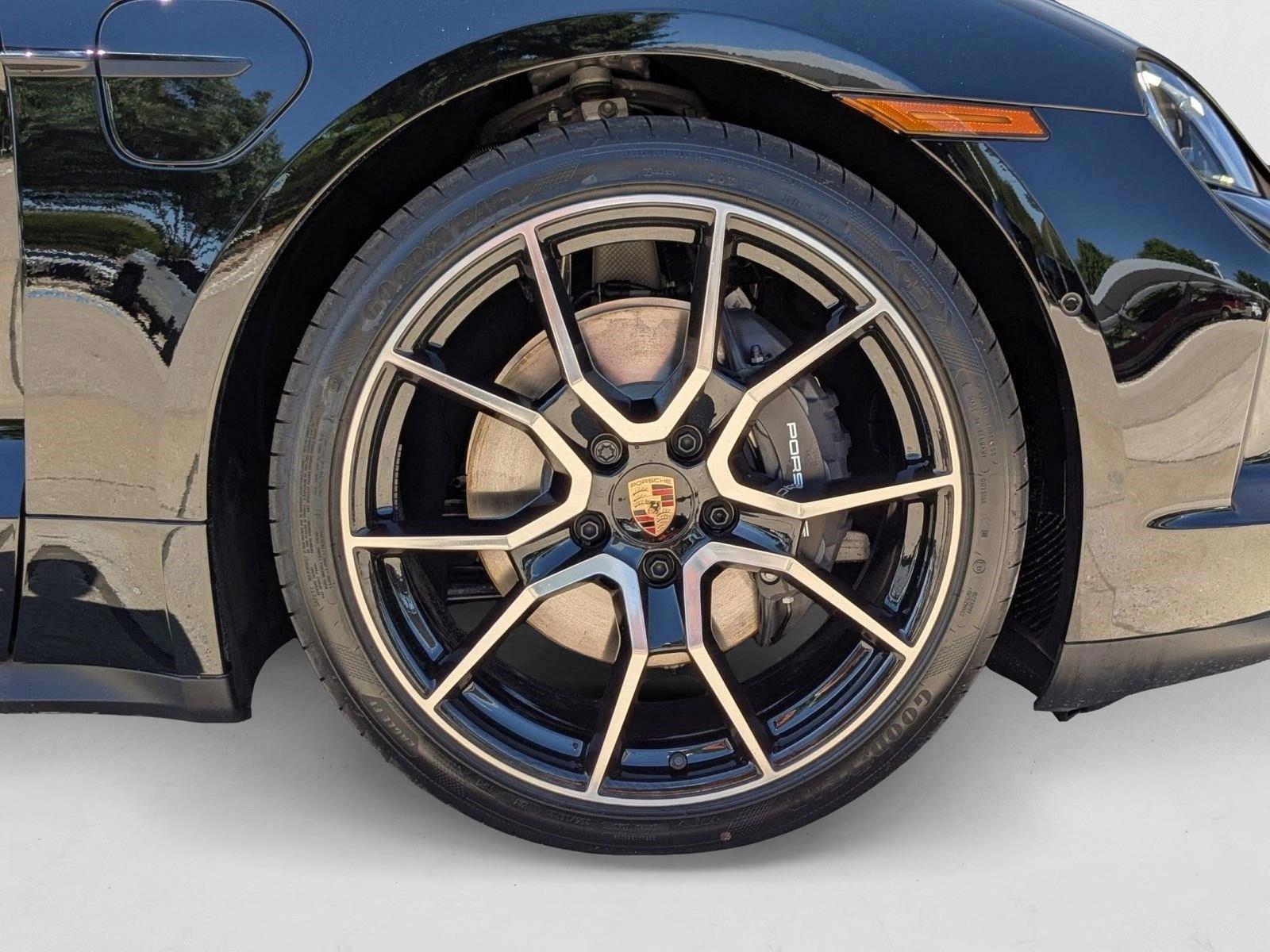 2025 Porsche Taycan Base - Photo 29