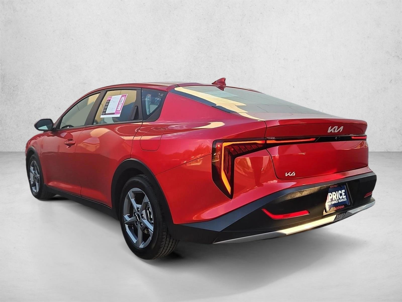 2025 Kia K4 LXS - Photo 8