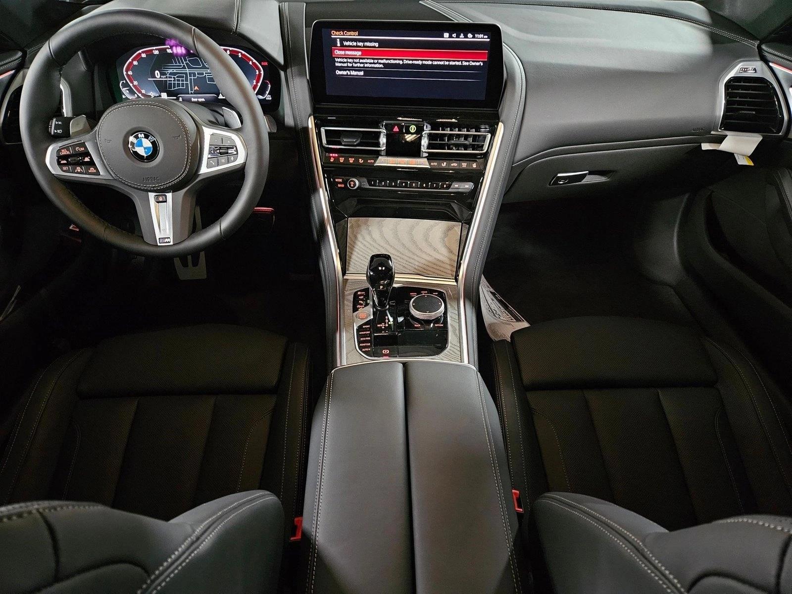 Thumbnail: 2026 BMW 8 Series - 3