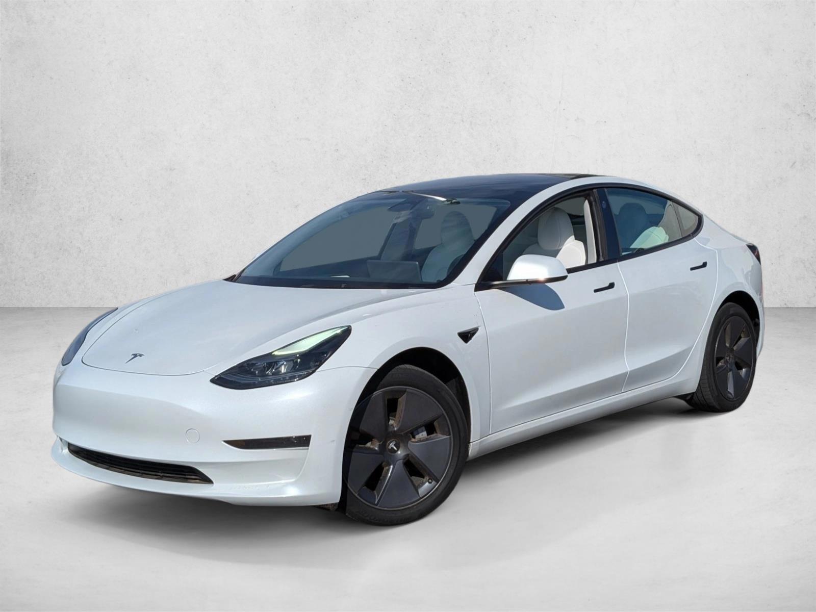 Thumbnail: 2023 Tesla Model 3 - 1