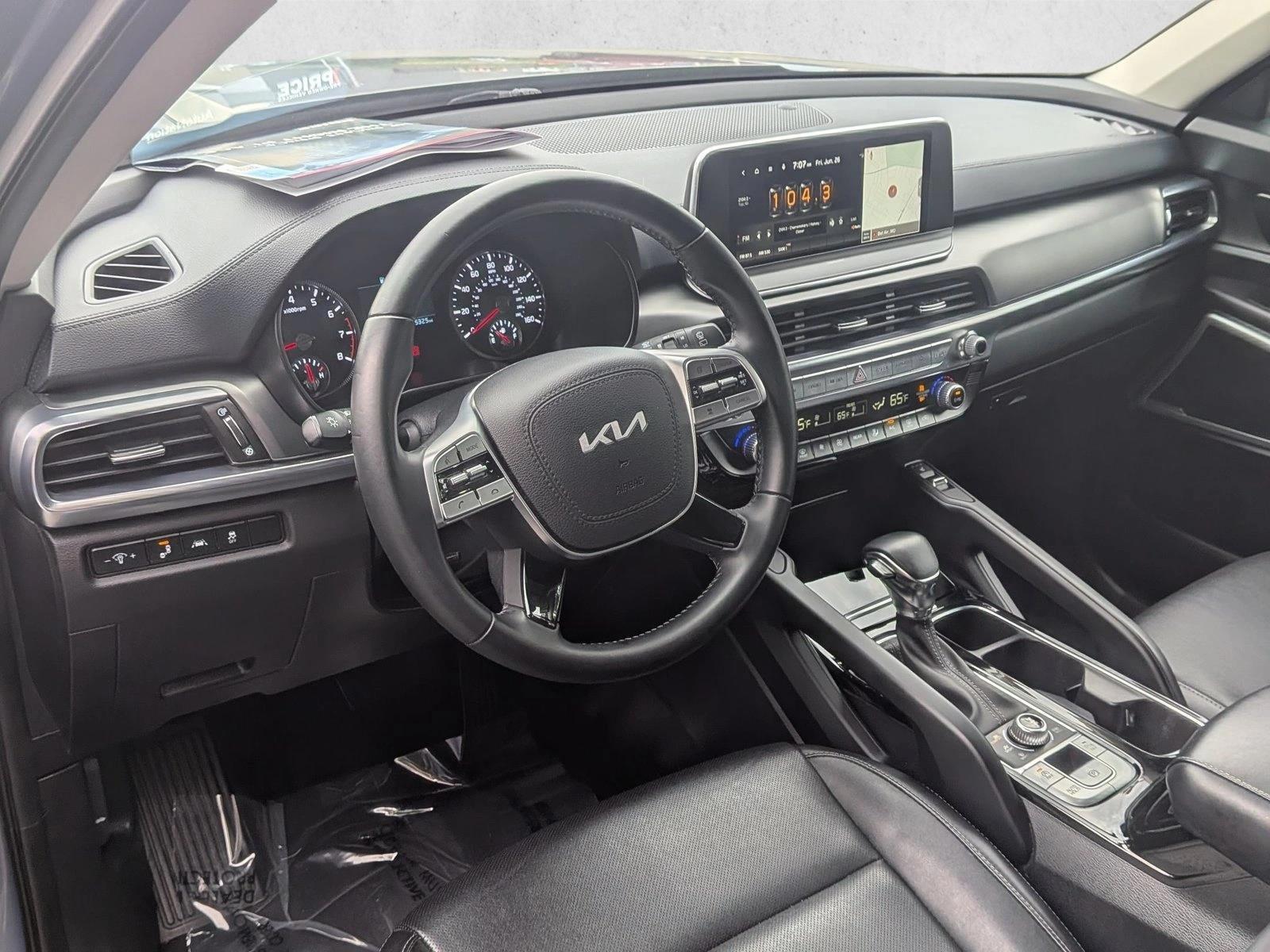 Thumbnail: 2022 Kia Telluride - 3
