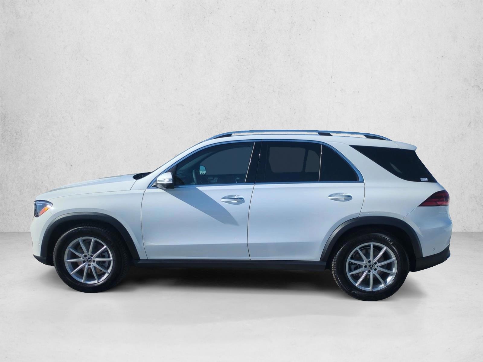 Thumbnail: 2026 Mercedes-Benz GLE - 2