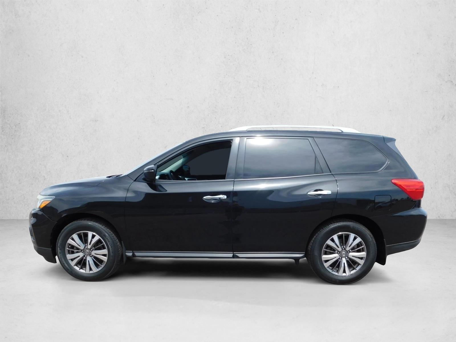 Thumbnail: 2019 Nissan Pathfinder - 3