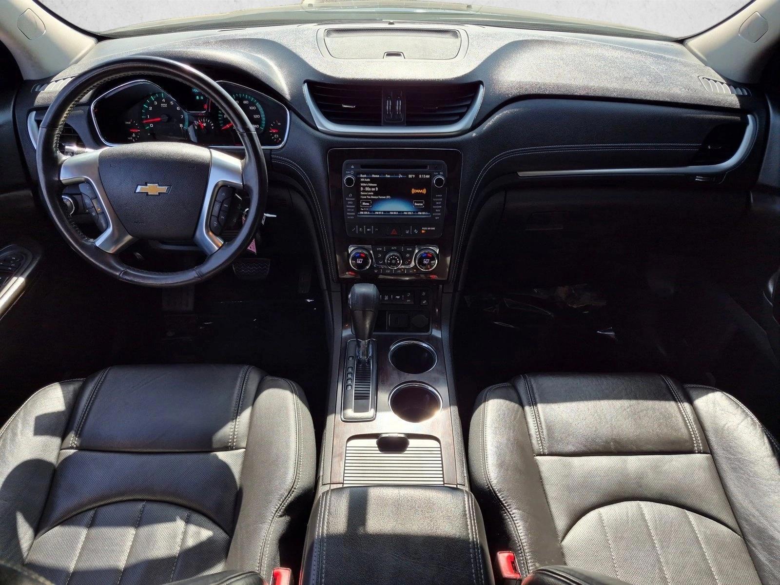 Thumbnail: 2017 Chevrolet Traverse - 3