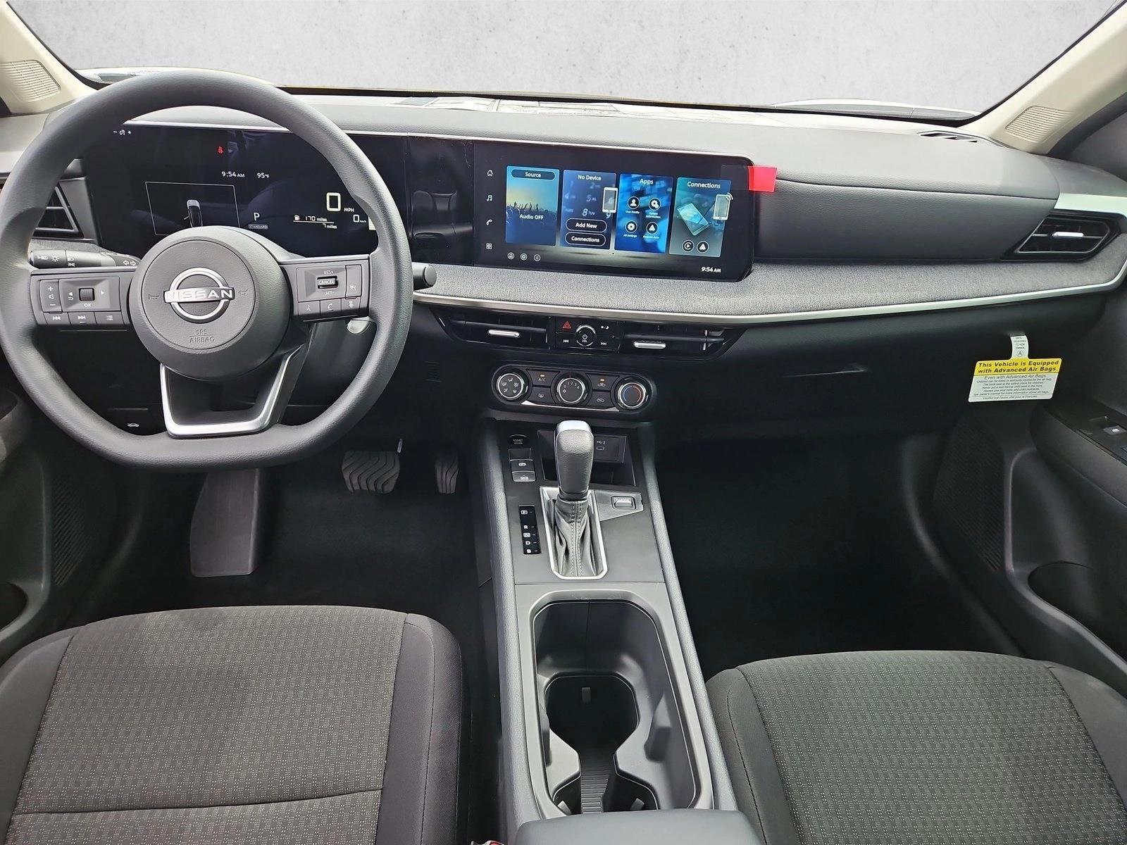 Thumbnail: 2026 Nissan Kicks - 3