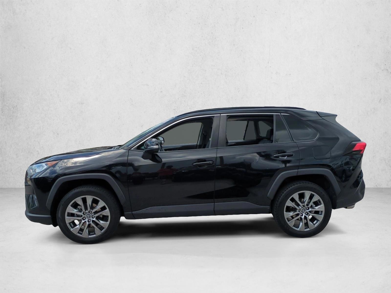 Thumbnail: 2020 Toyota RAV4 - 2