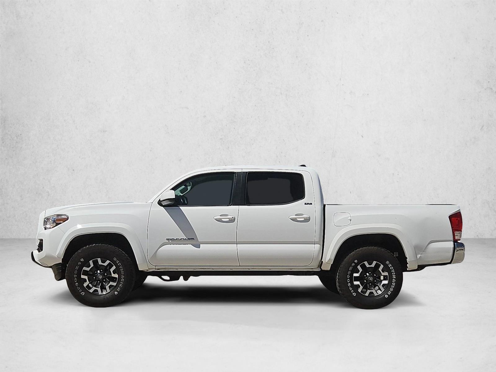 Thumbnail: 2017 Toyota Tacoma - 2