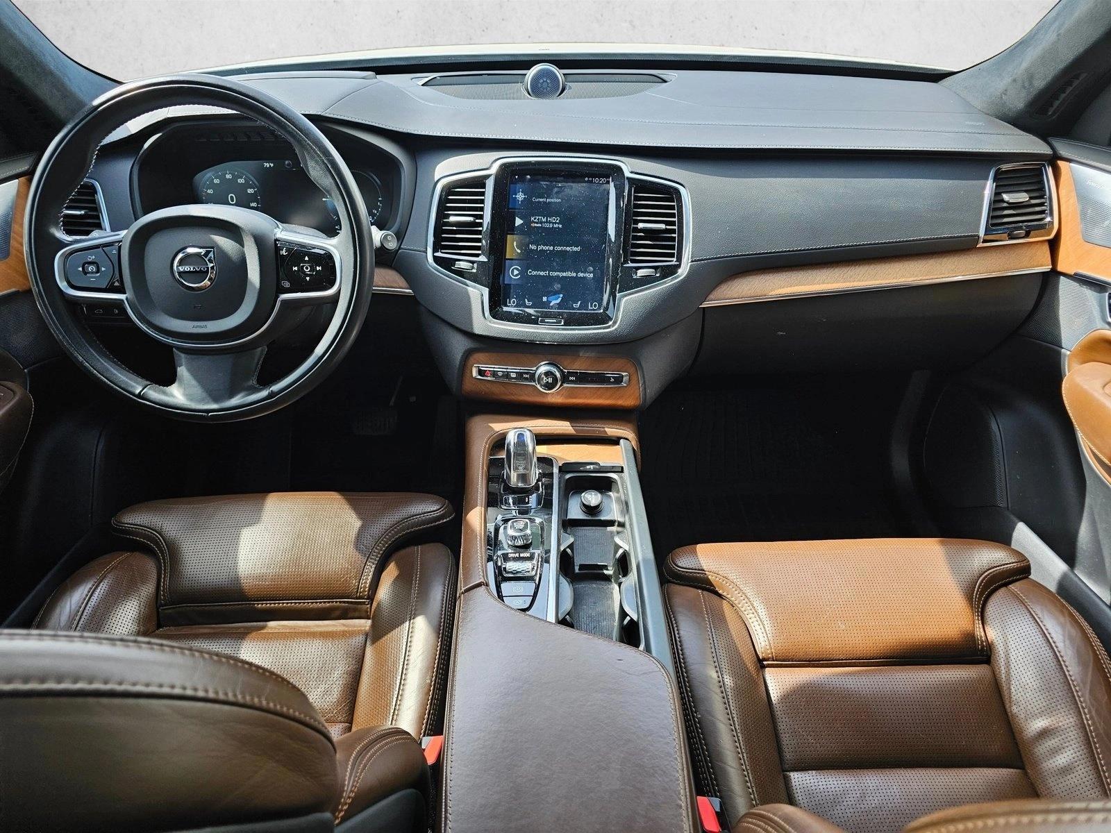 Thumbnail: 2019 Volvo XC90 - 3