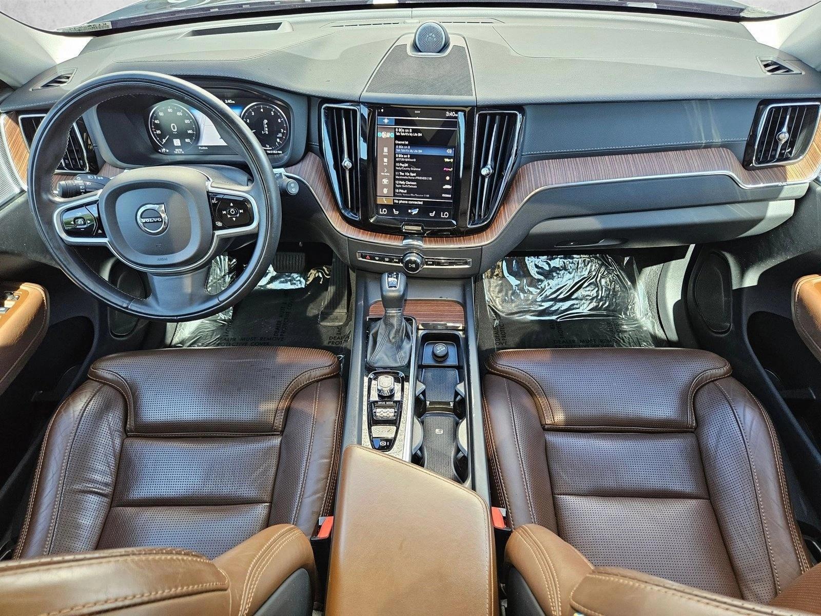 Thumbnail: 2019 Volvo XC60 - 4