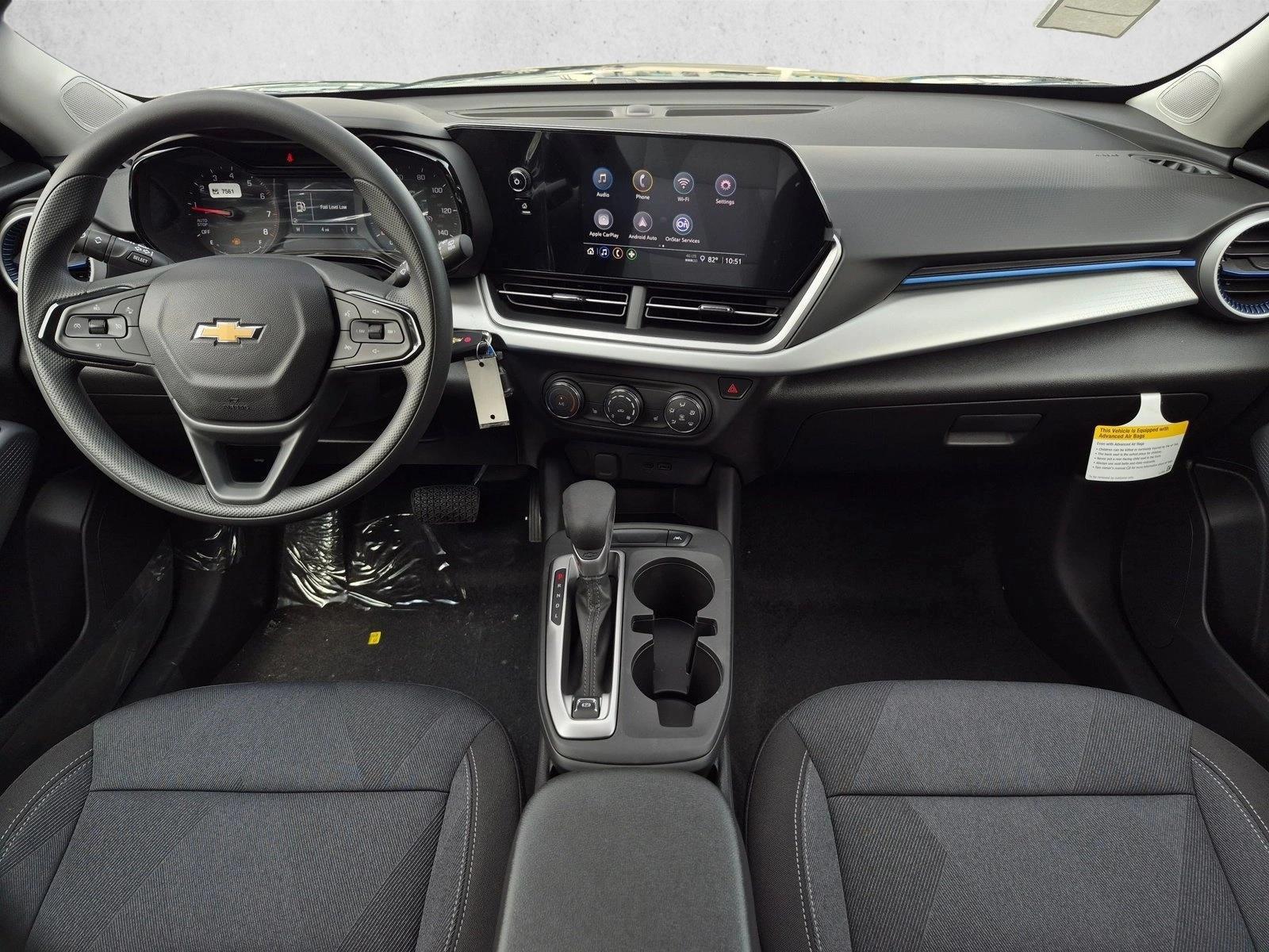 Thumbnail: 2026 Chevrolet Trax - 3