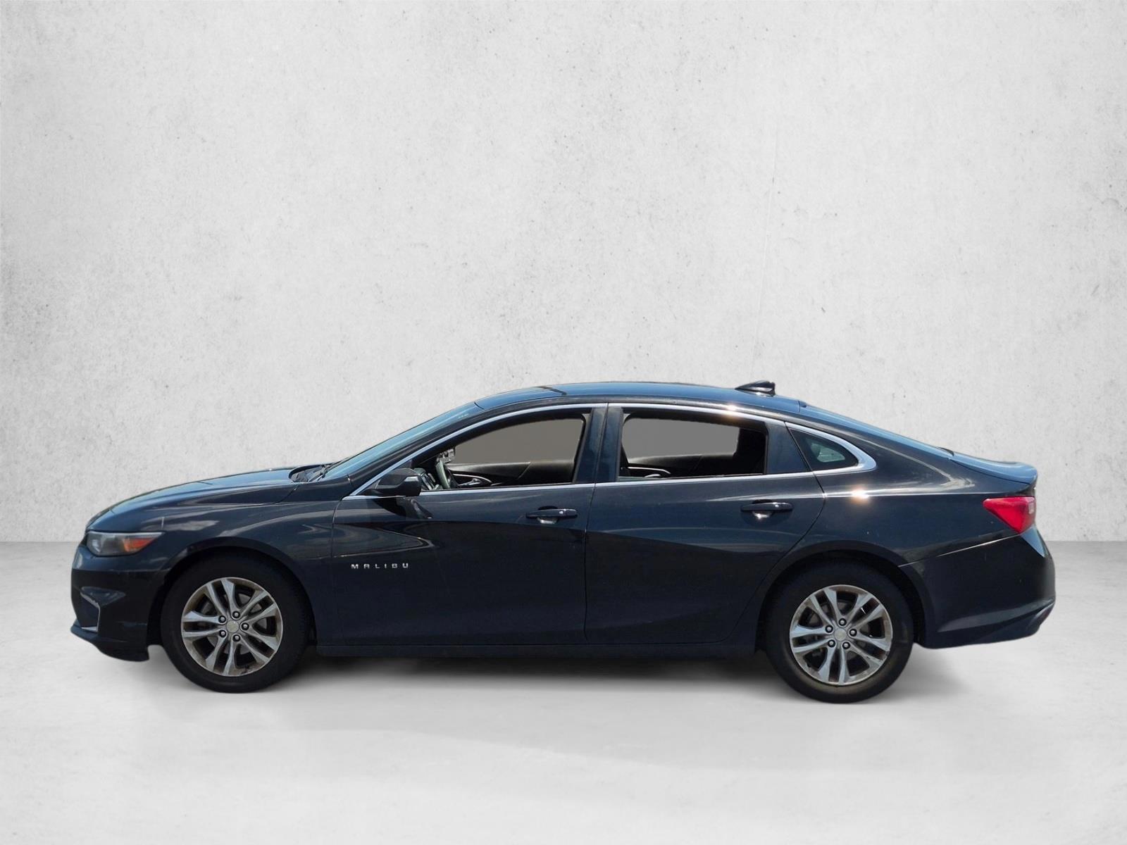 Thumbnail: 2018 Chevrolet Malibu - 2