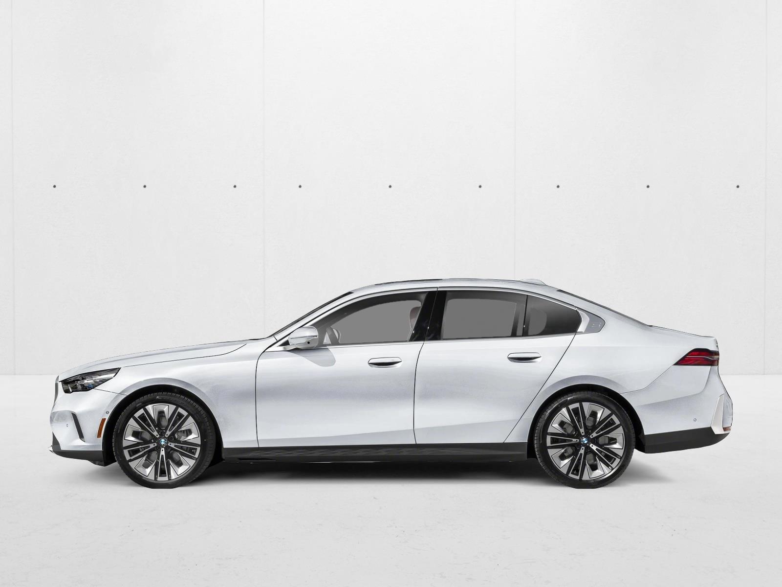 Thumbnail: 2027 BMW 5 Series - 2