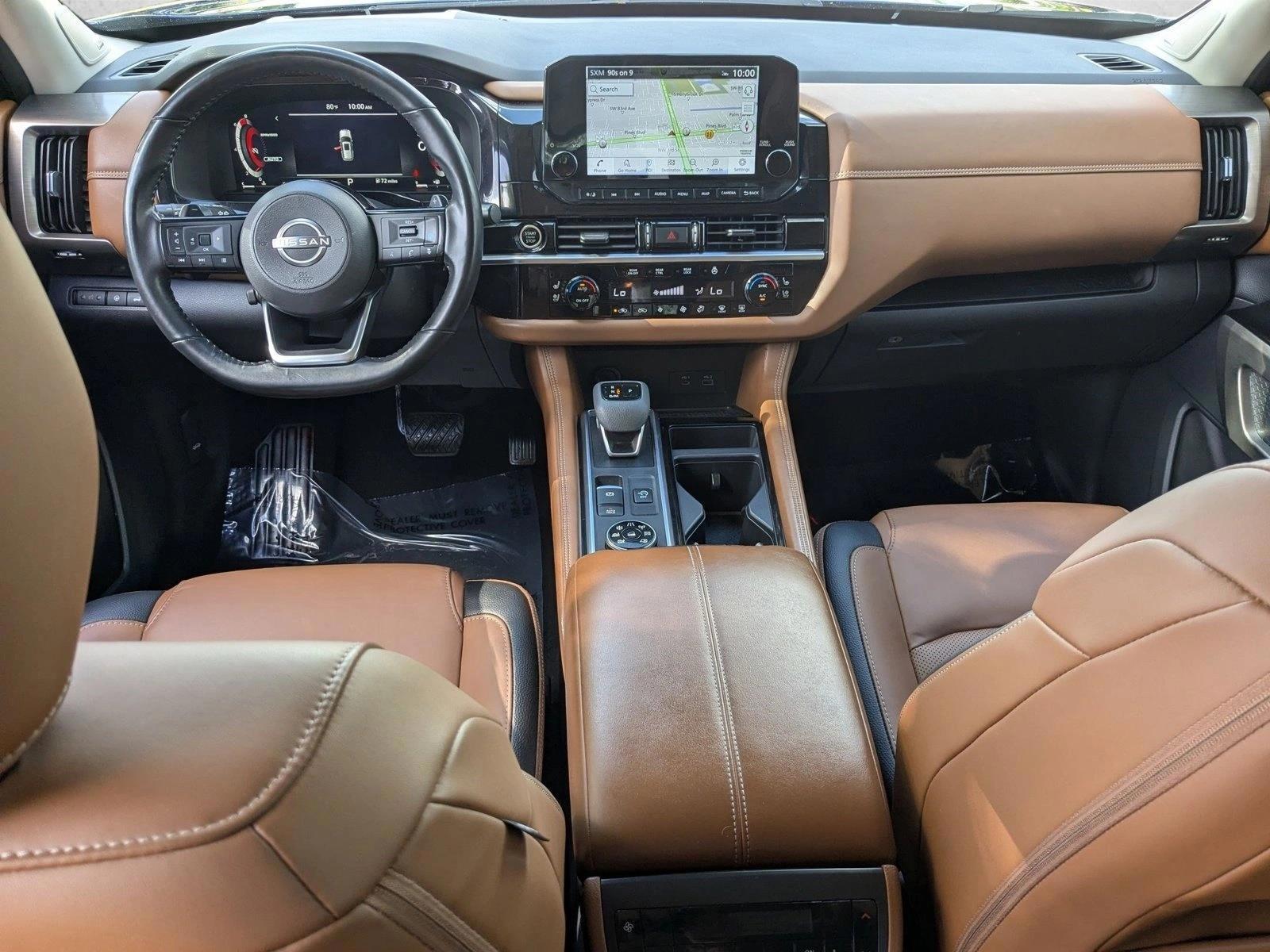 Thumbnail: 2023 Nissan Pathfinder - 4