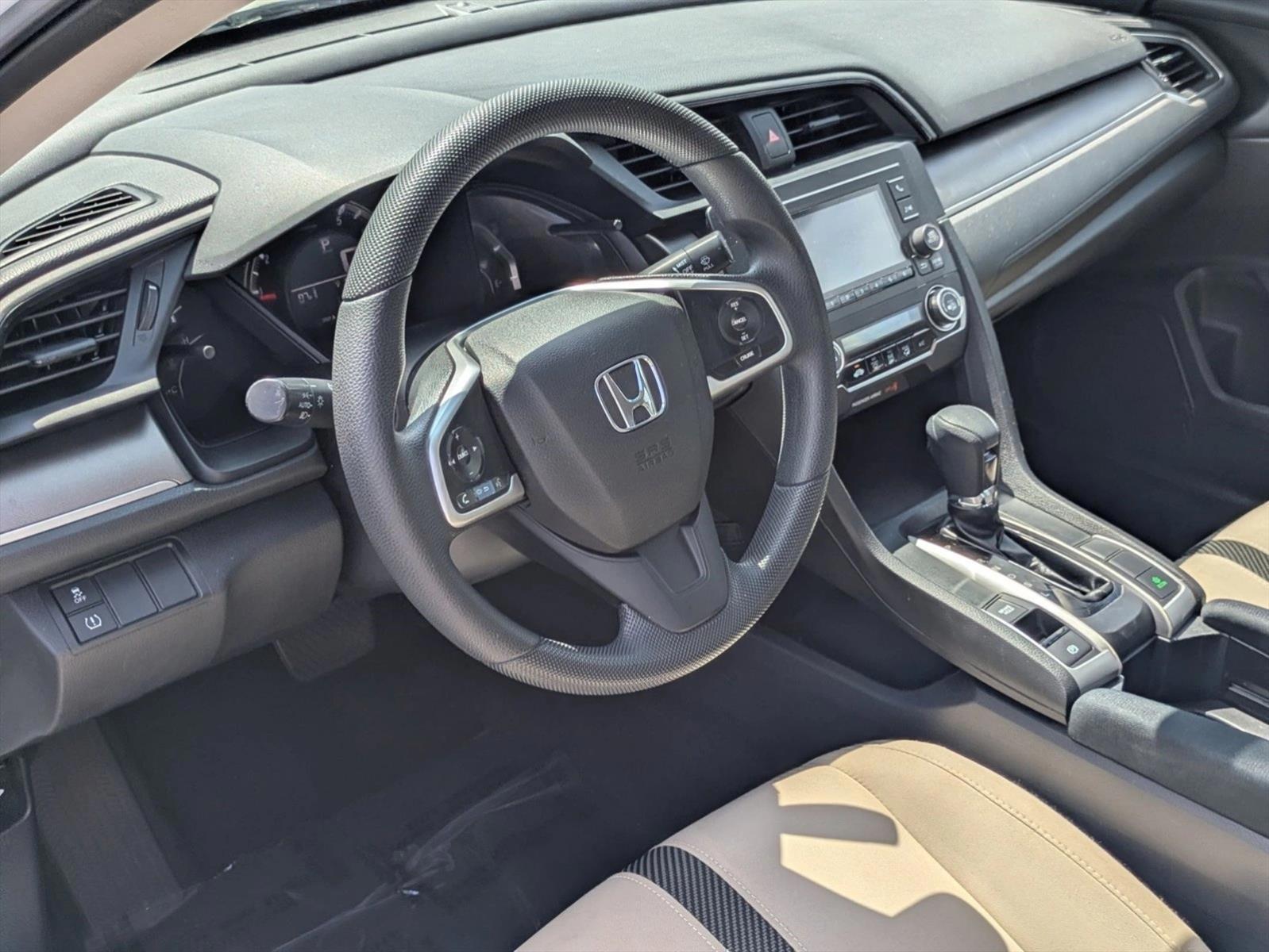 Thumbnail: 2016 Honda Civic - 3