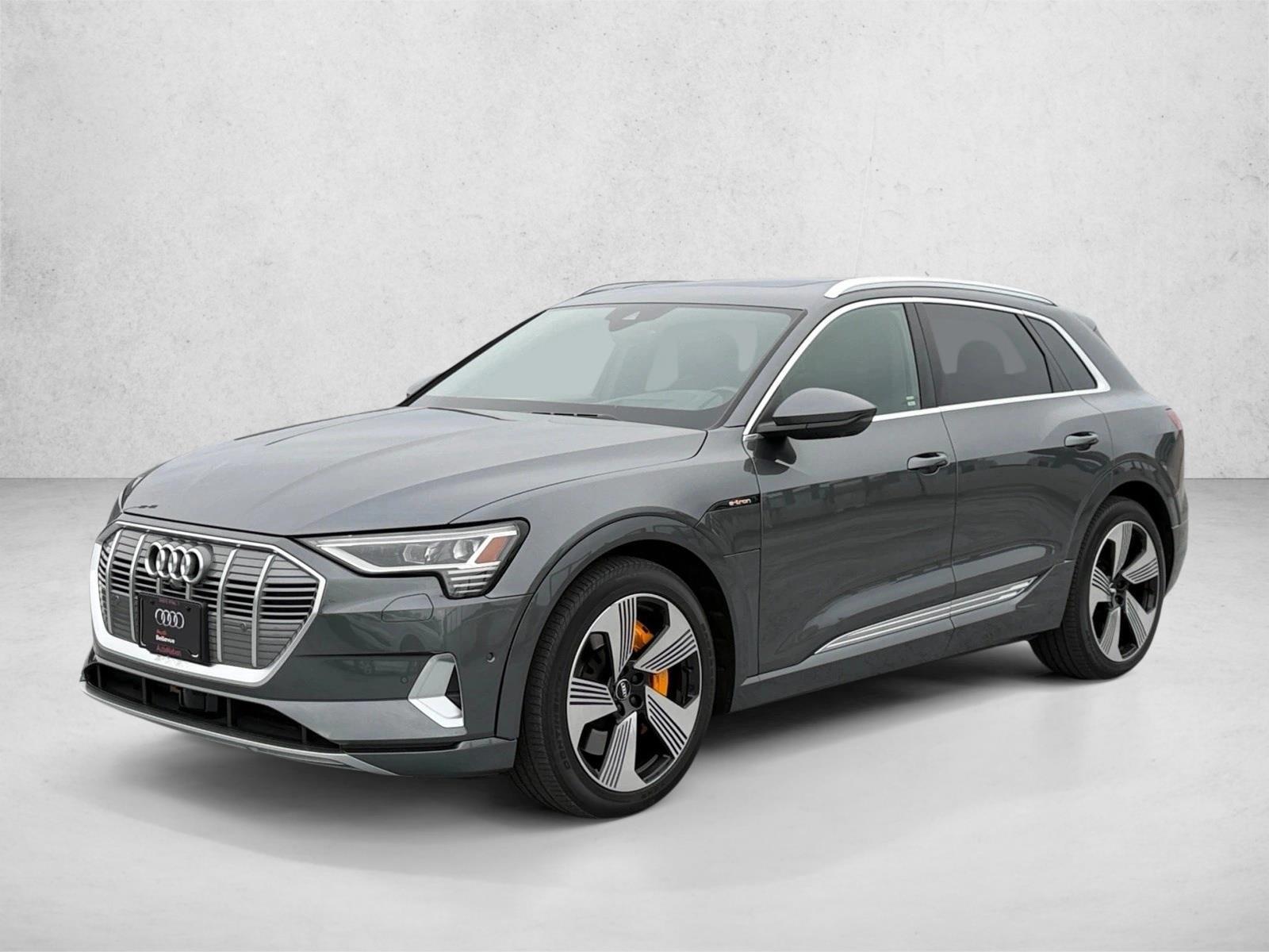Thumbnail: 2019 Audi e-tron - 1