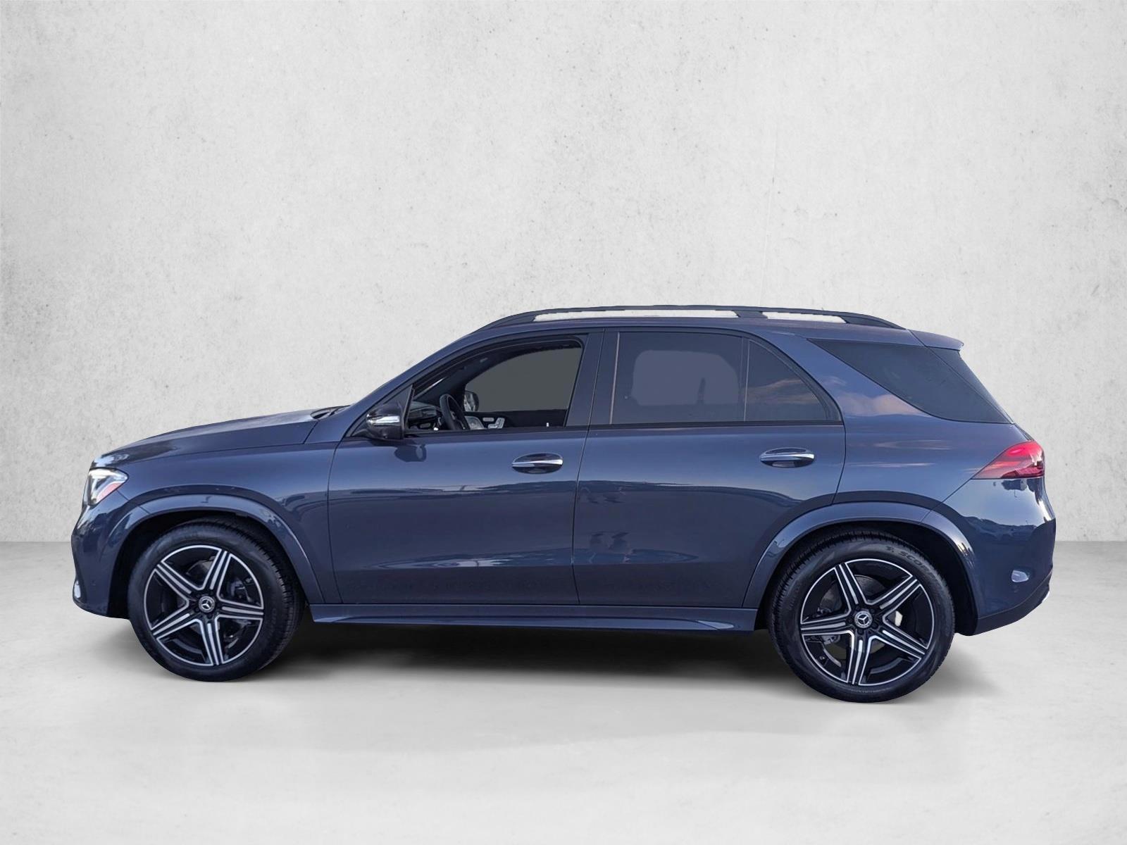 Thumbnail: 2026 Mercedes-Benz GLE - 2