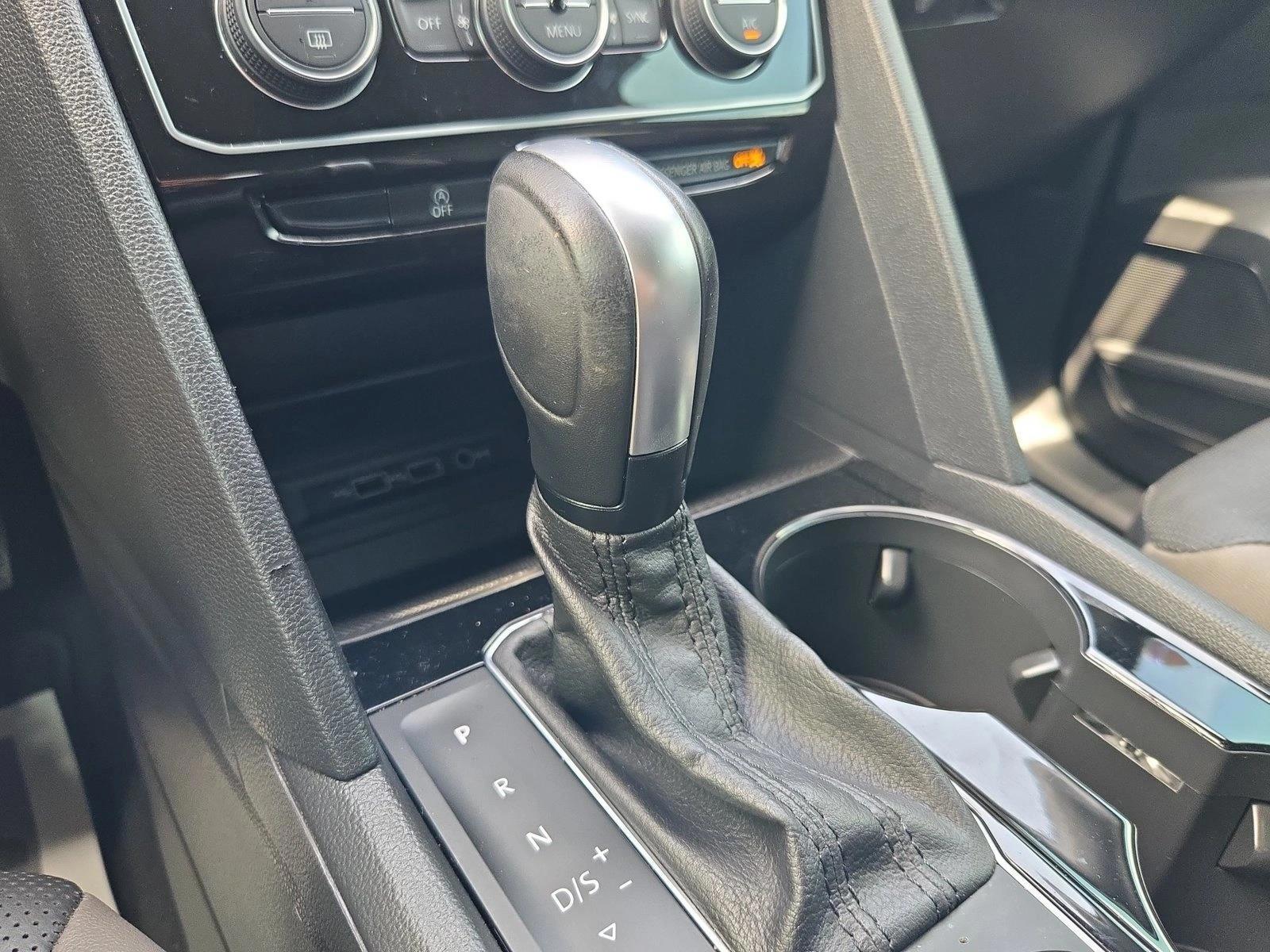 2020 Volkswagen Atlas Cross Sport SEL Premium - Photo 11
