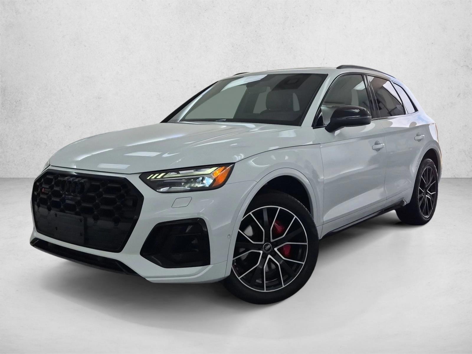 Thumbnail: 2025 Audi SQ5 - 1