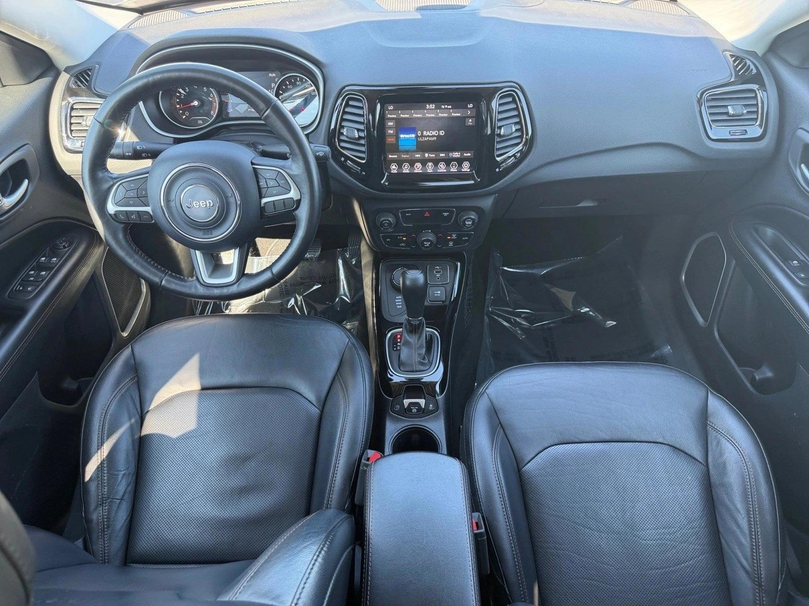Thumbnail: 2019 Jeep Compass - 3