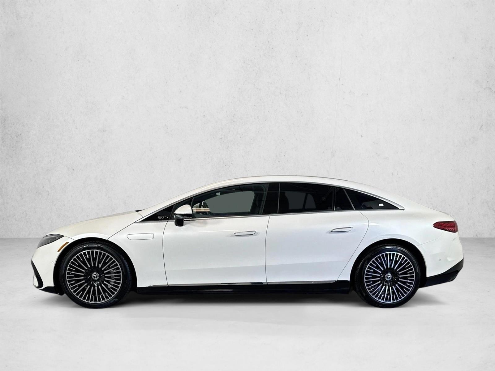 Thumbnail: 2022 Mercedes-Benz EQS - 2