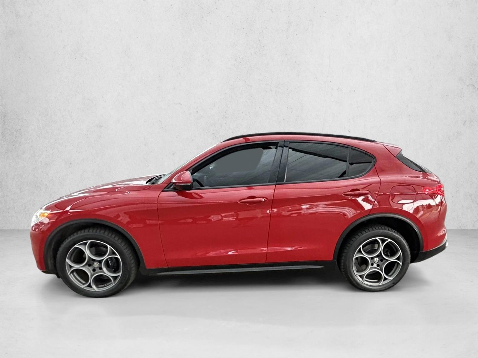 Thumbnail: 2018 Alfa Romeo Stelvio - 2