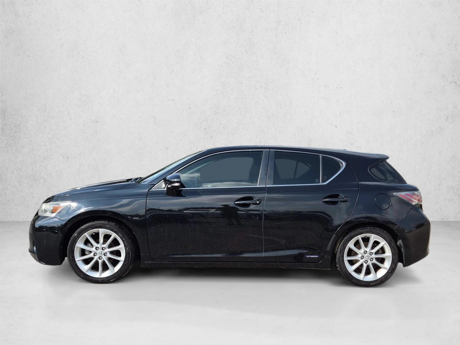 Thumbnail: 2013 Lexus CT - 2