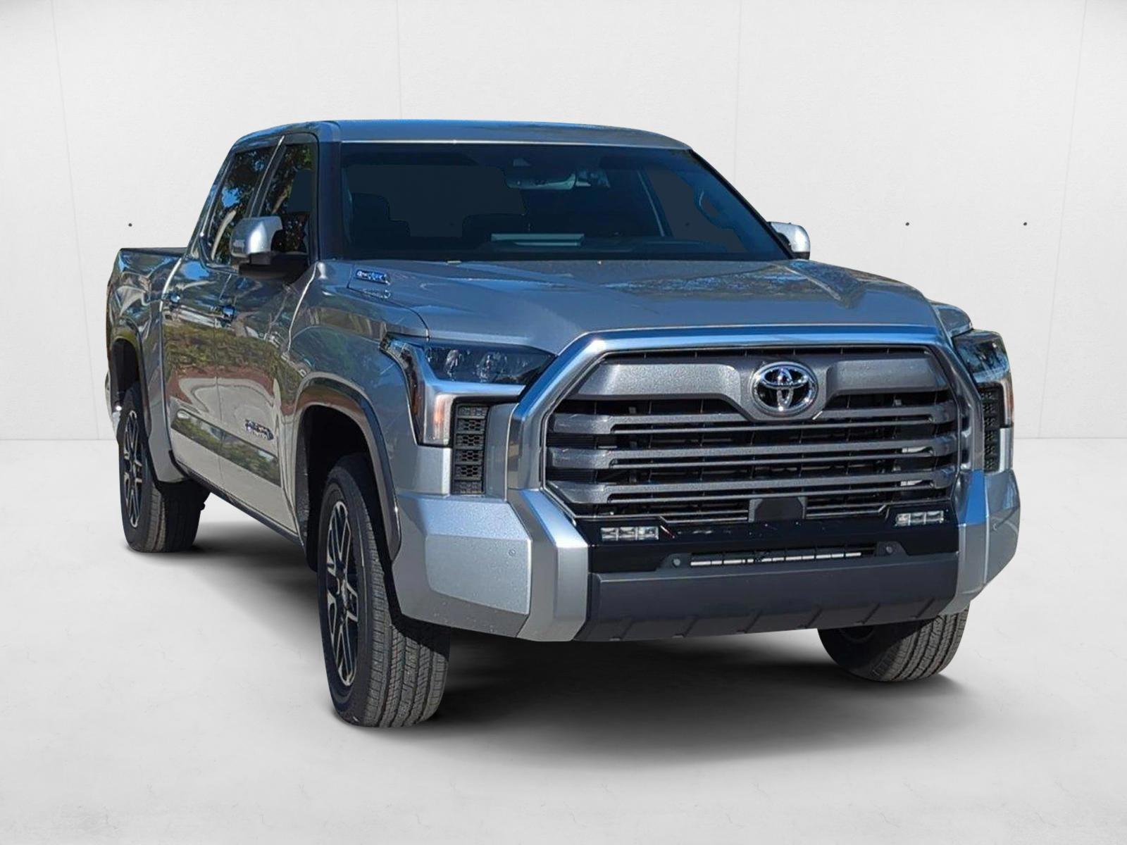 2025 Toyota Tundra Limited - Photo 7