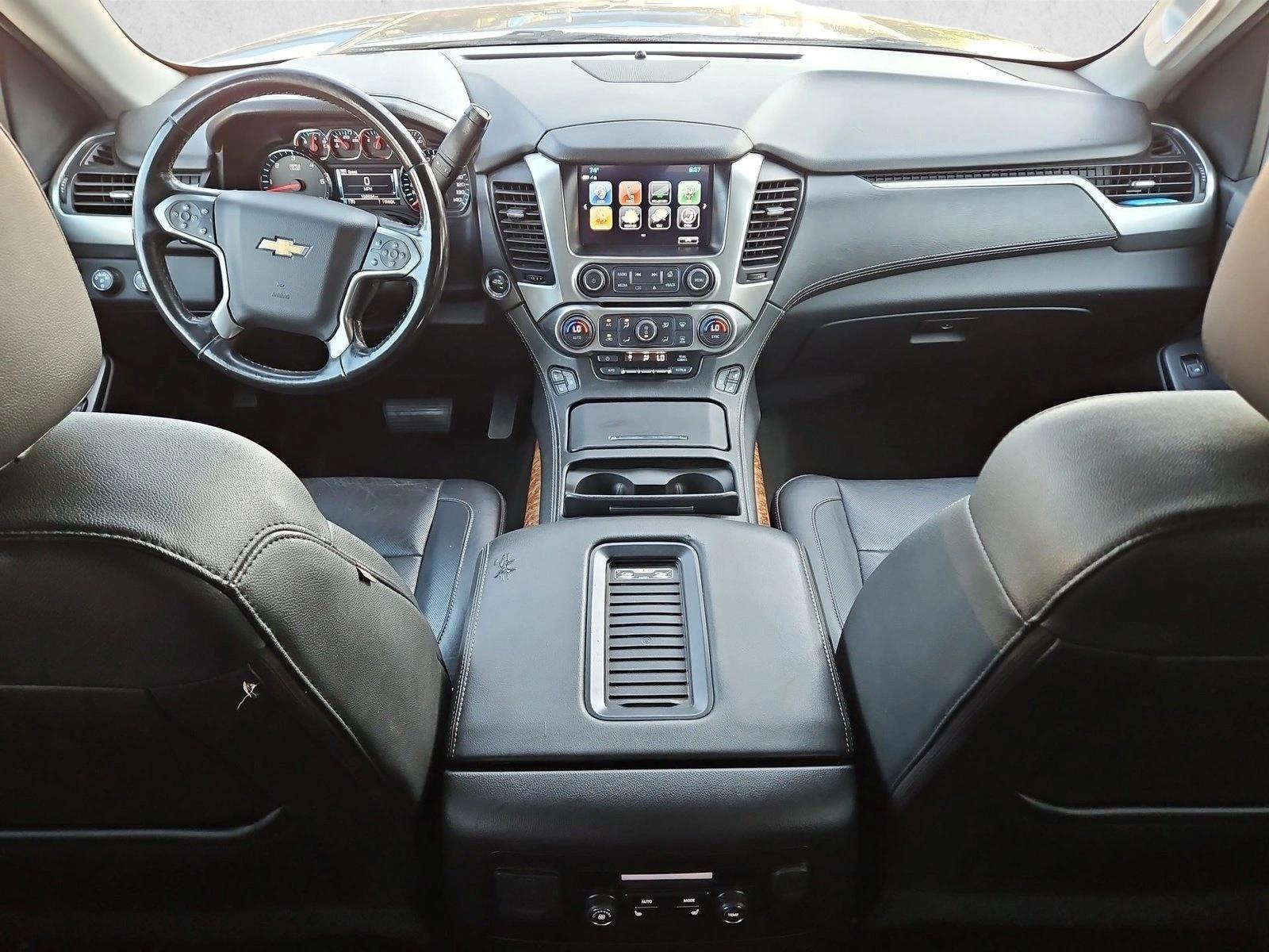 Thumbnail: 2018 Chevrolet Suburban - 3