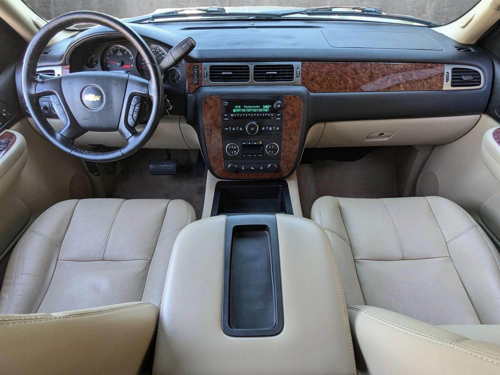 Thumbnail: 2007 Chevrolet Suburban - 4