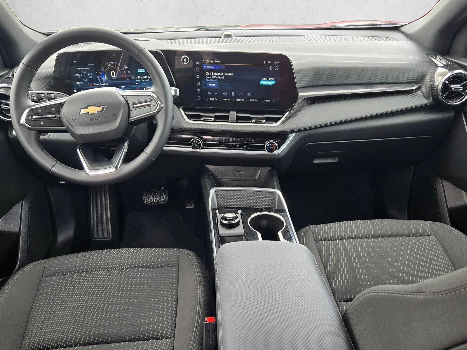 Thumbnail: 2026 Chevrolet Equinox - 3