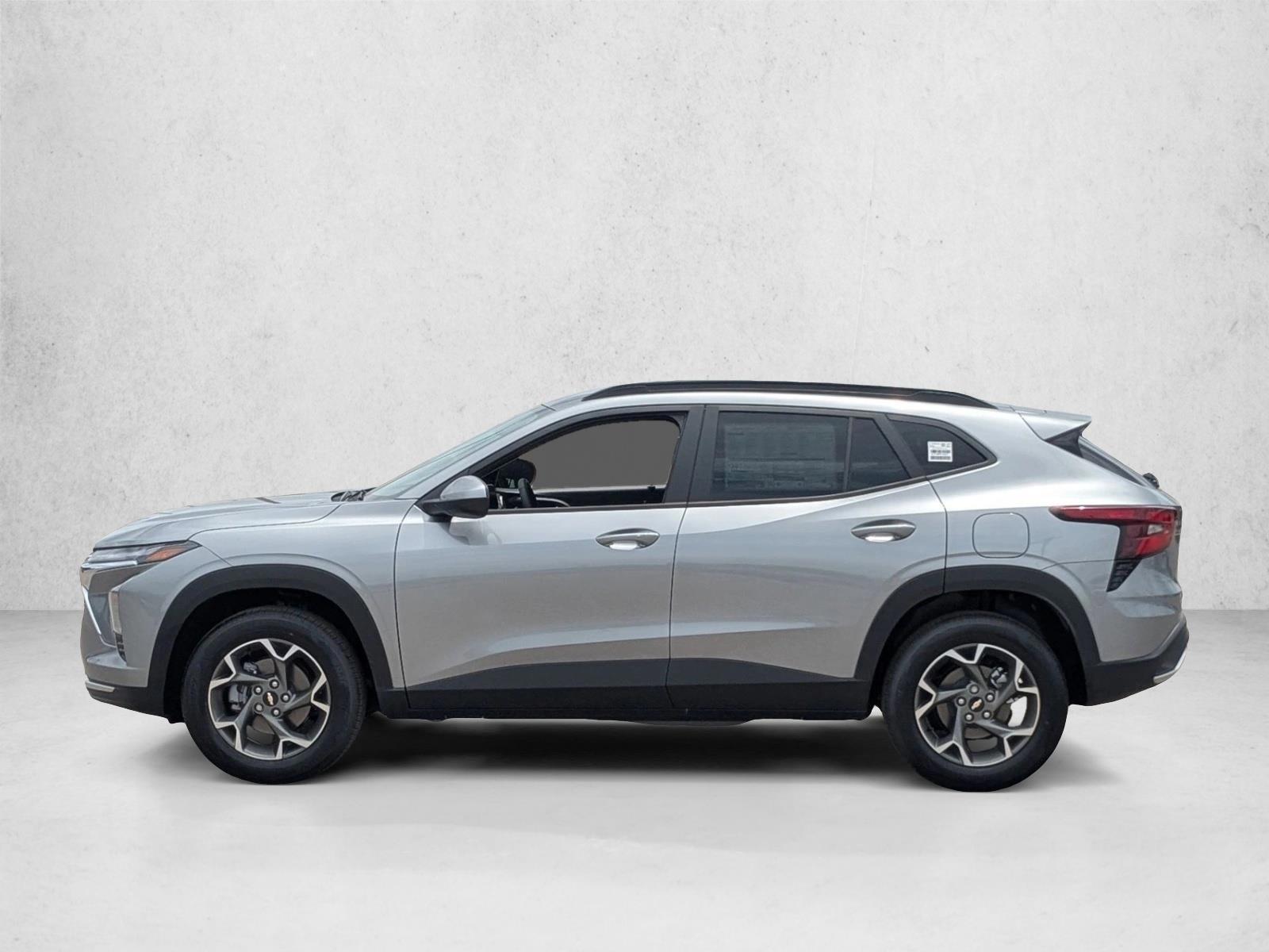 Thumbnail: 2026 Chevrolet Trax - 2
