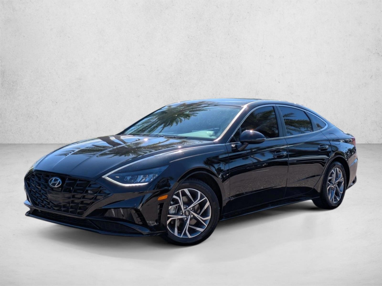 Thumbnail: 2023 Hyundai Sonata - 1