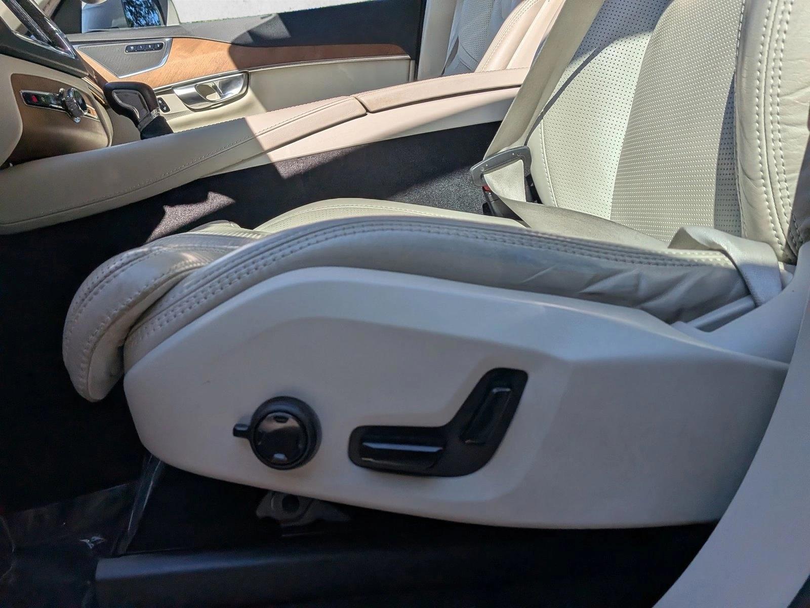Thumbnail: 2018 Volvo XC90 - 5