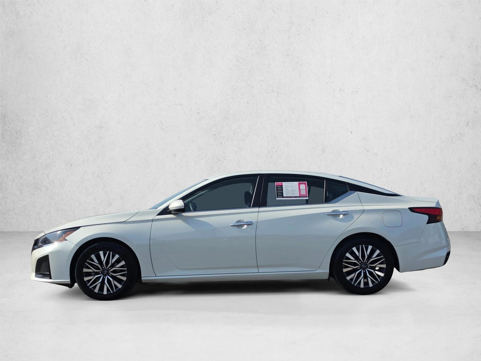Thumbnail: 2023 Nissan Altima - 2