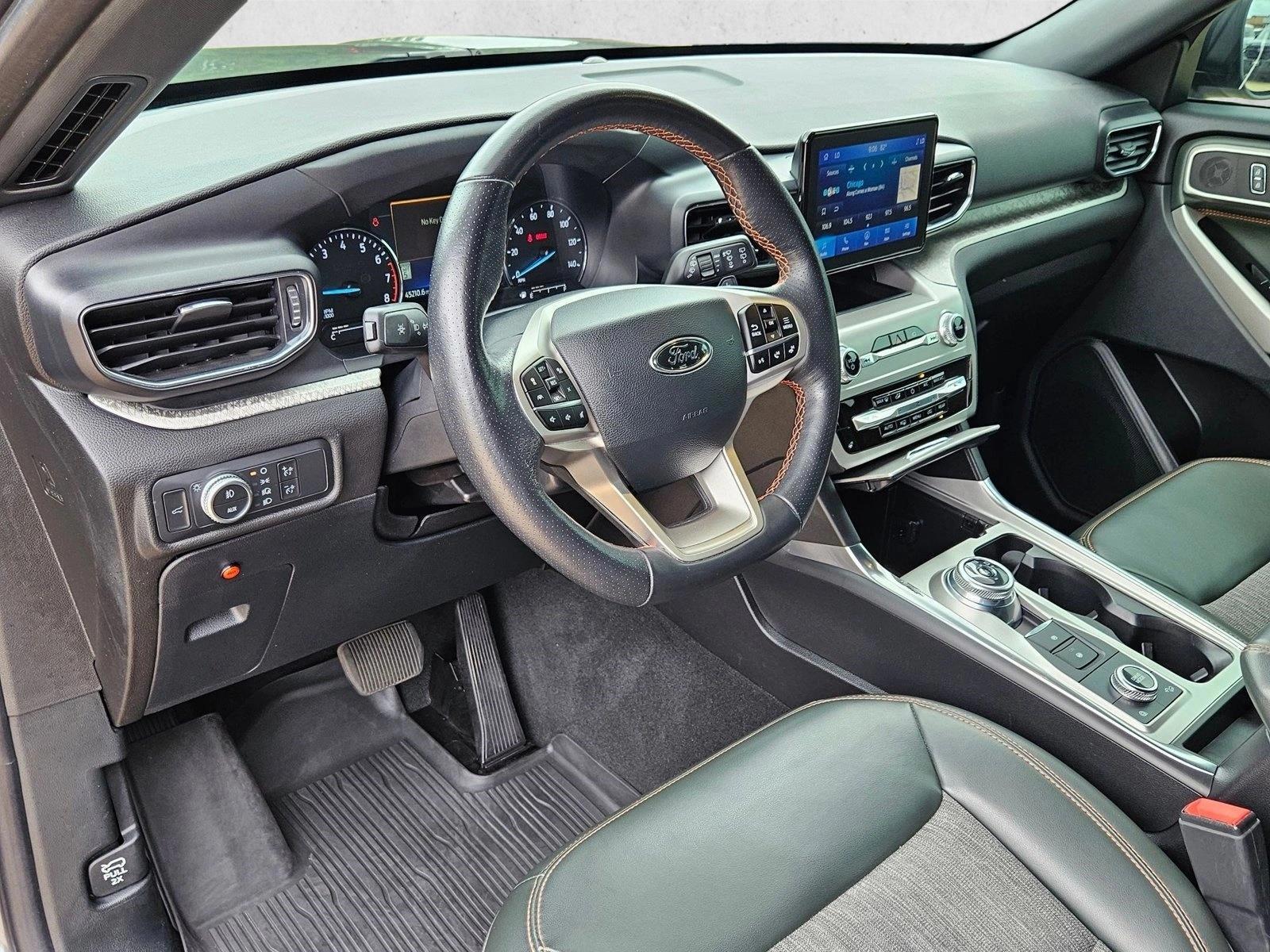 Thumbnail: 2022 Ford Explorer - 3