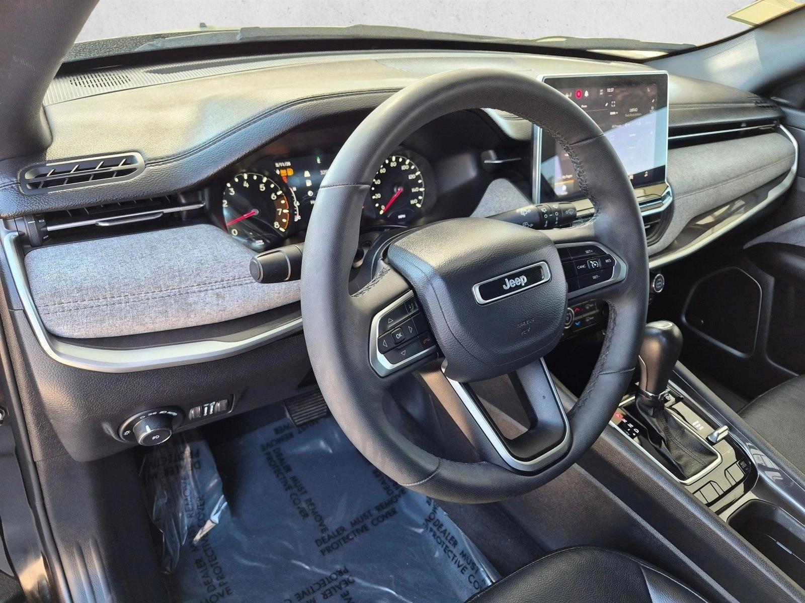 Thumbnail: 2023 Jeep Compass - 3