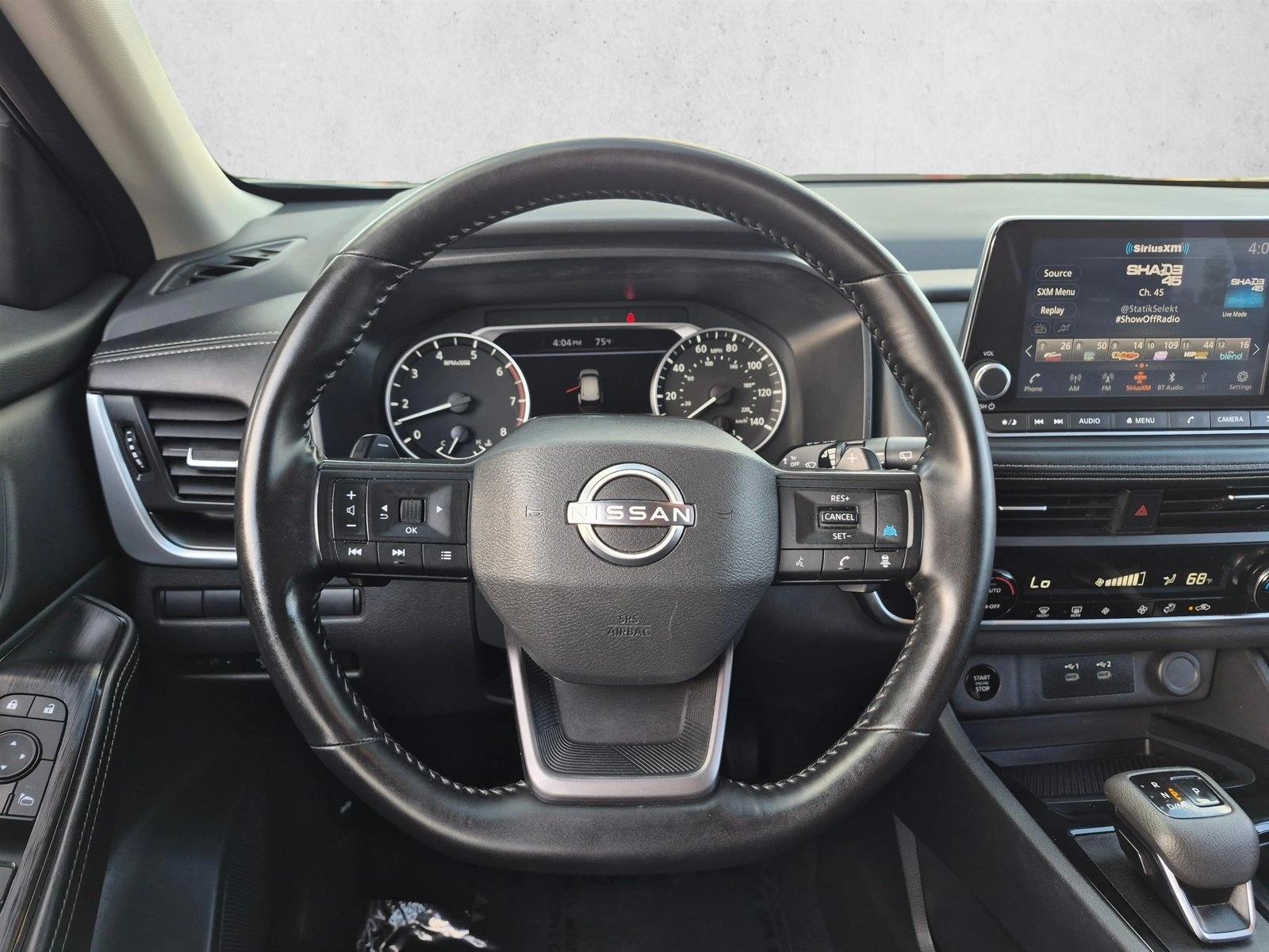 2025 Nissan Rogue SV - Photo 14
