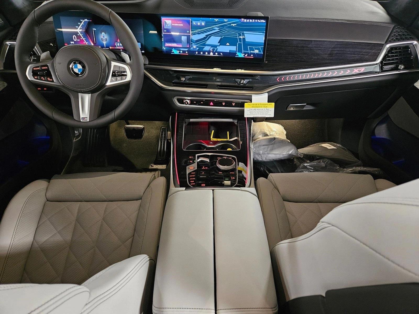 Thumbnail: 2027 BMW X7 - 3