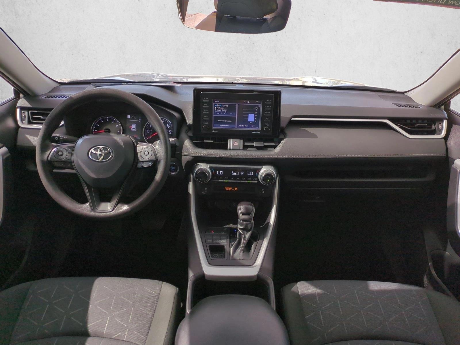 Thumbnail: 2022 Toyota RAV4 - 3