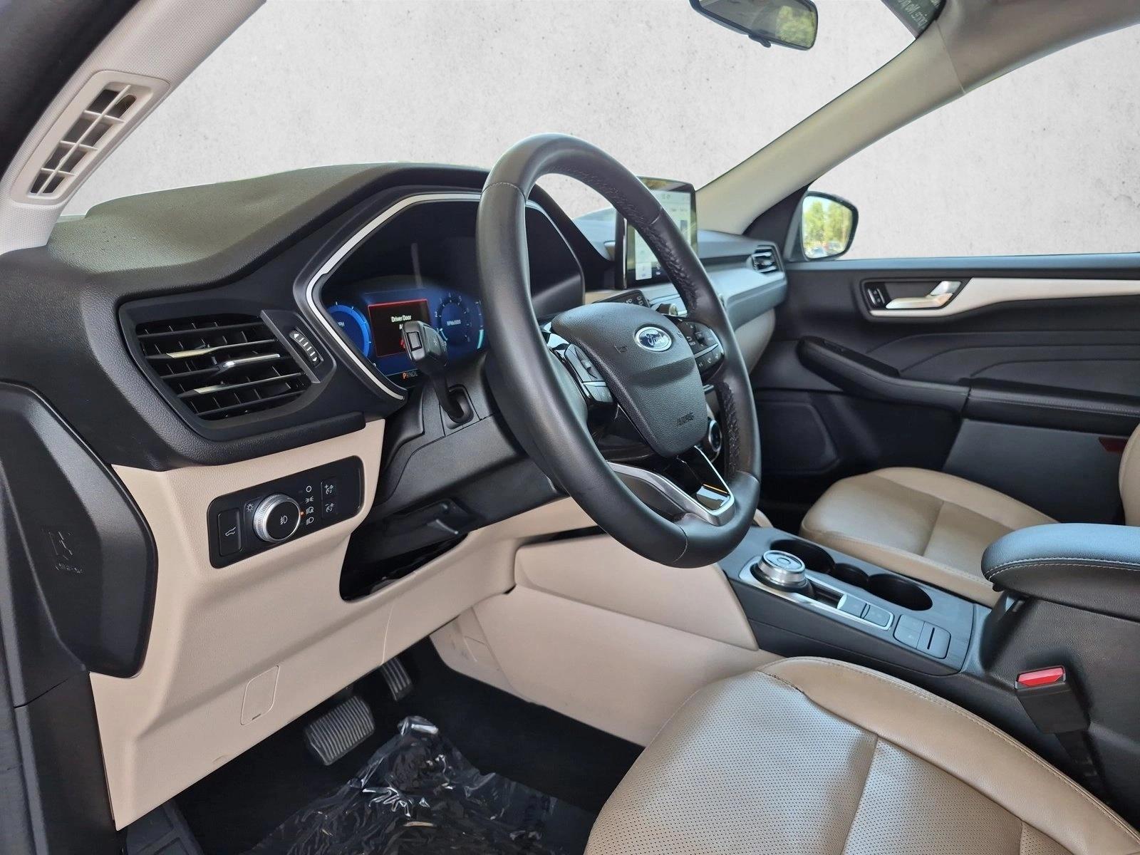 2022 Ford Escape SEL - Photo 10